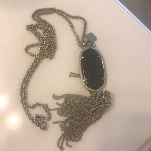Kendra Scott necklace